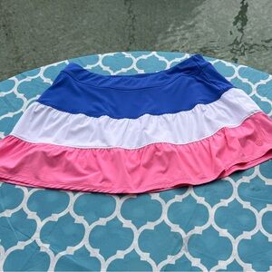 Lilly Pulitzer Meryl Peachy Luxletic skort in the Blue Grotto Colorblock